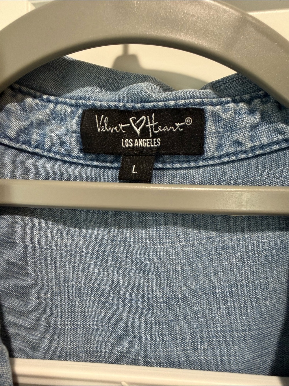 Velvet Heart Light Blue Denim Mini dress - Picture 5 of 5
